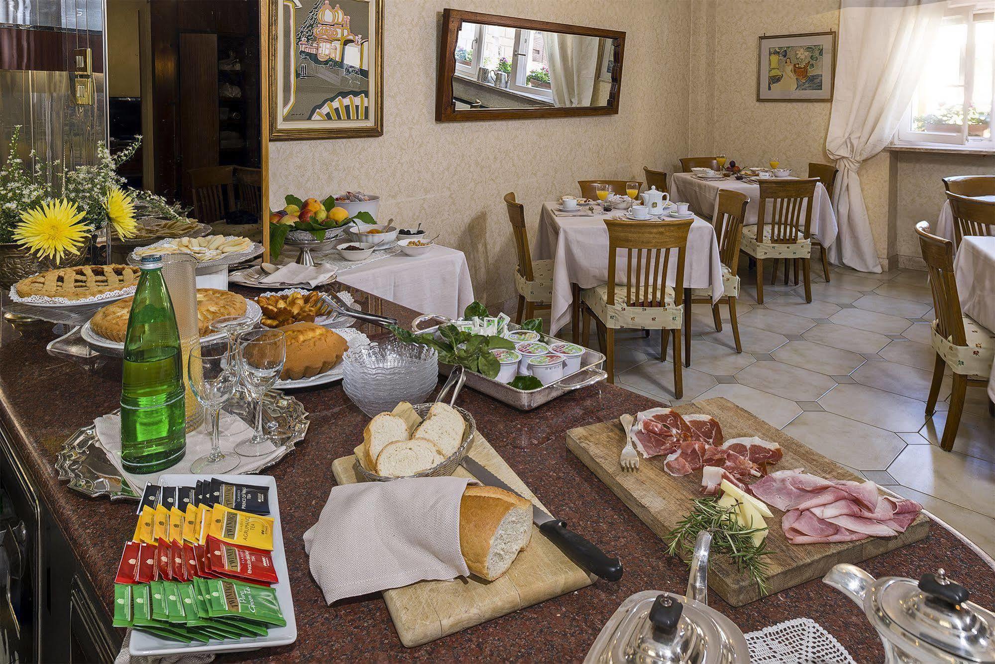 Hotel Cacciani Frascati Exterior photo