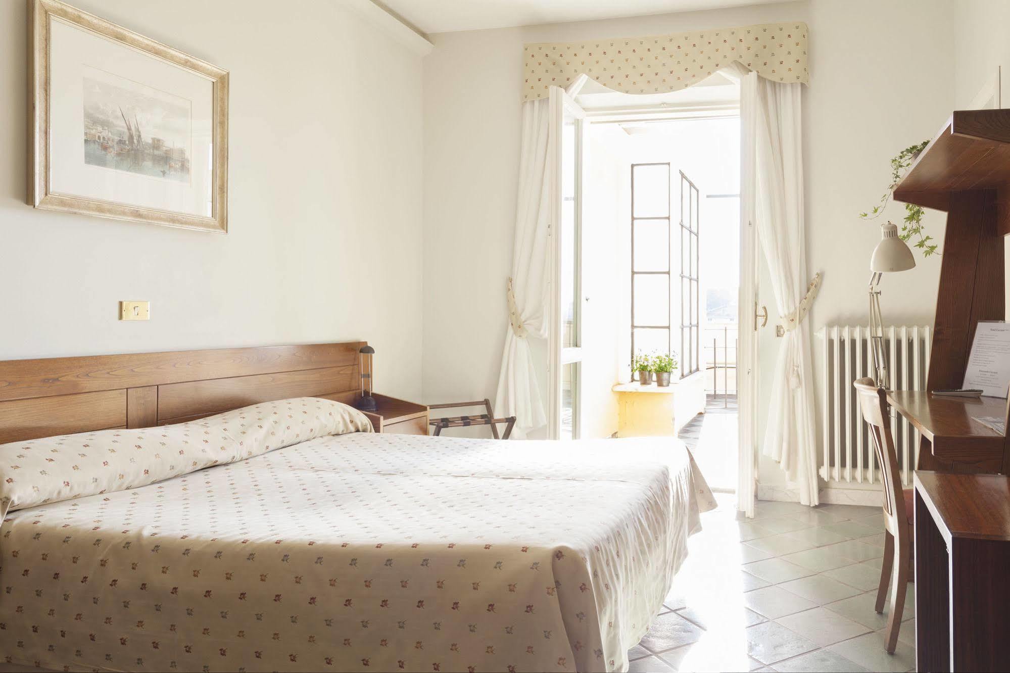 Hotel Cacciani Frascati Exterior photo